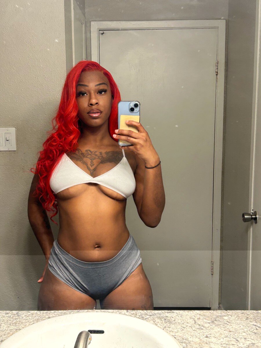 8luccy3 (@8luccy3), OnlyFans creator