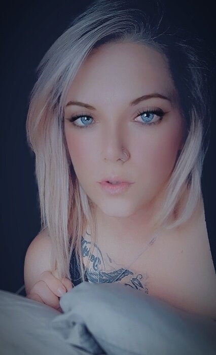 Amichiganangel (@a_michigan_angel), OnlyFans creator