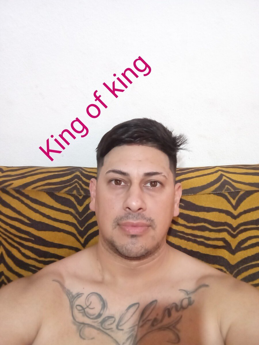 Aaalex32 (@aaalex_32), OnlyFans creator