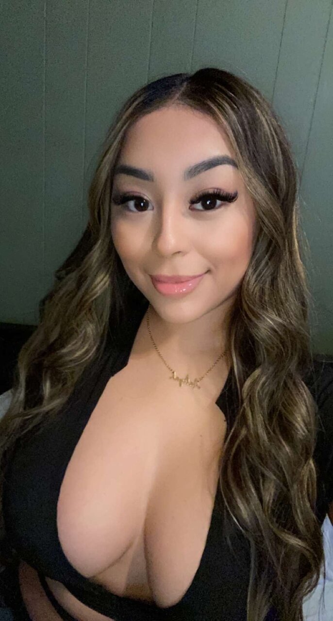 Aaliyahceleste1 (@aaliyahceleste1), OnlyFans creator
