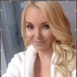 Aaliyahlovefree (@aaliyahlovefree), OnlyFans creator