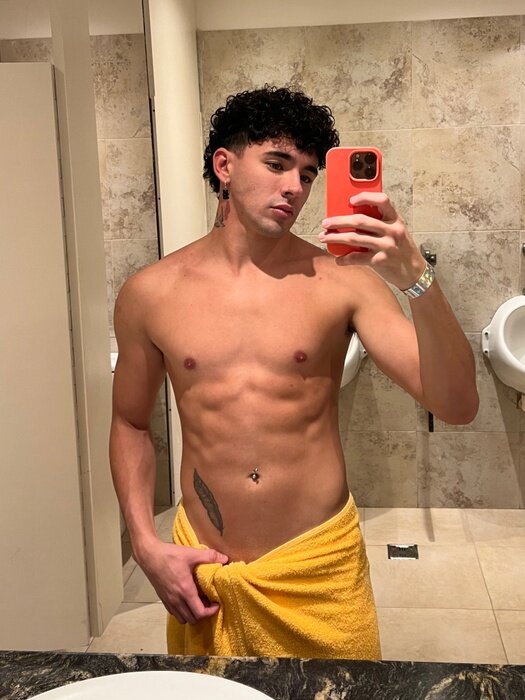Aaronobrien (@aaronobrien), OnlyFans creator