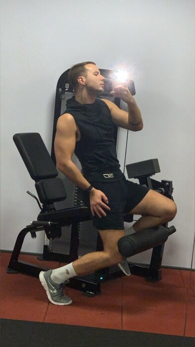 Aaronwixx (@aaronwixx), OnlyFans creator