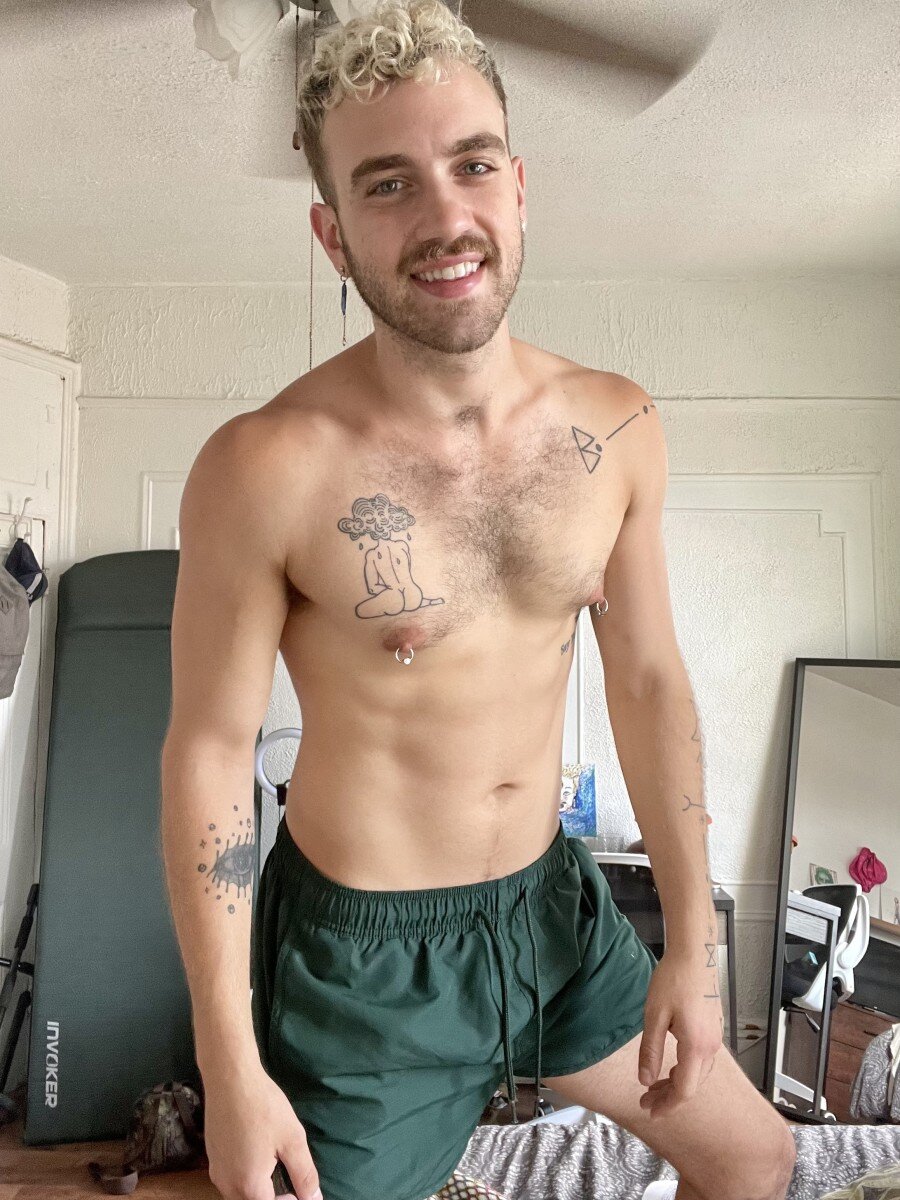 Aaronxoaks (@aaronxoaks), OnlyFans creator