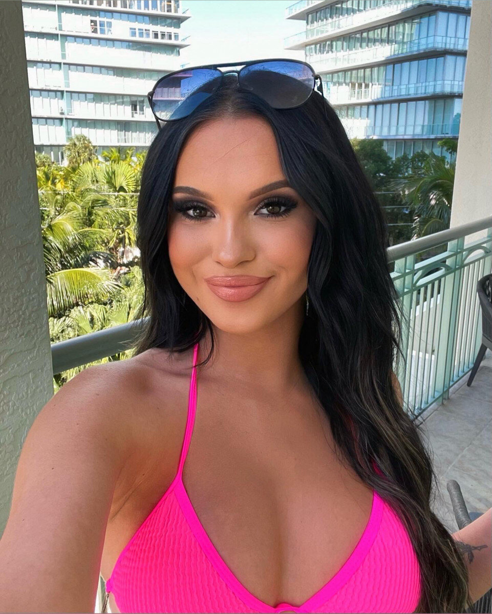 Abbienb (@abbie_nb), OnlyFans creator