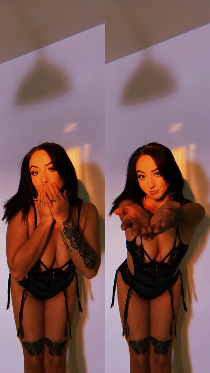 Abbiix (@abbiix), OnlyFans creator
