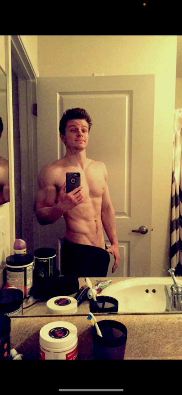 Adam8inchof (@adam8inchof), OnlyFans creator