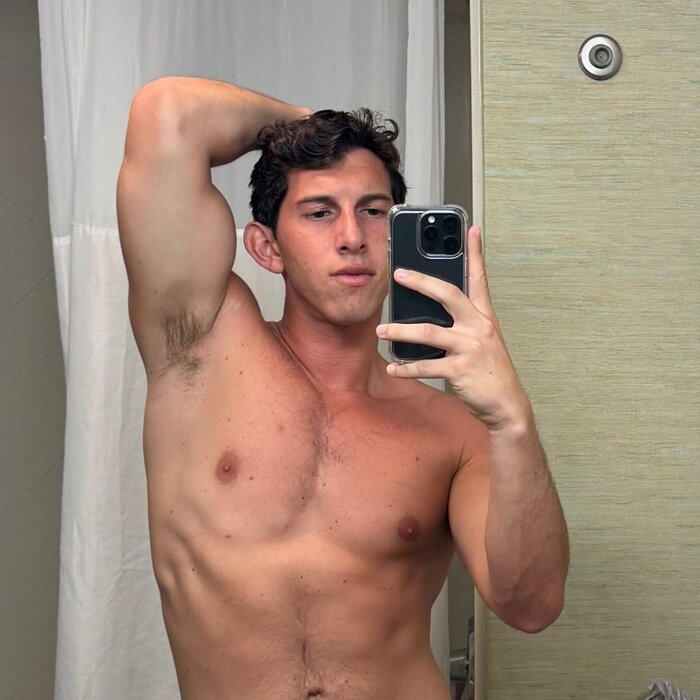 Adamwestfield (@adamwestfield), OnlyFans creator