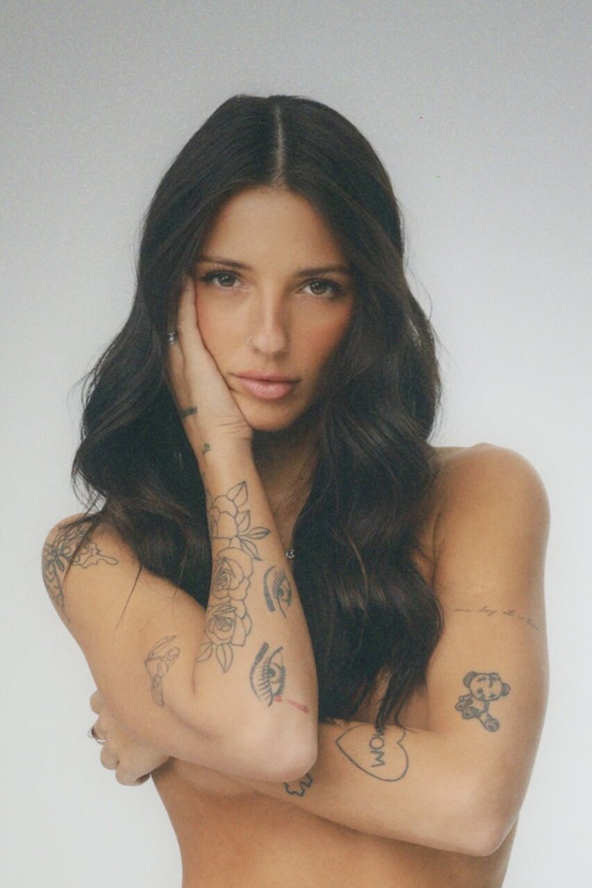 Adeliaaa (@adeliaaa), OnlyFans creator