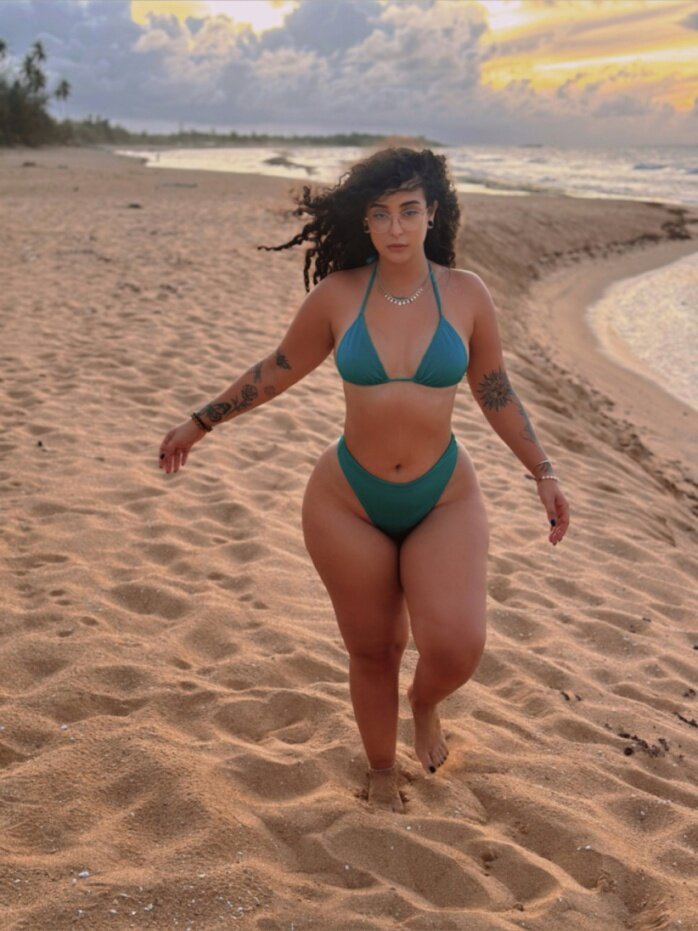 Adianellysdiaz (@adianellysdiaz), OnlyFans creator