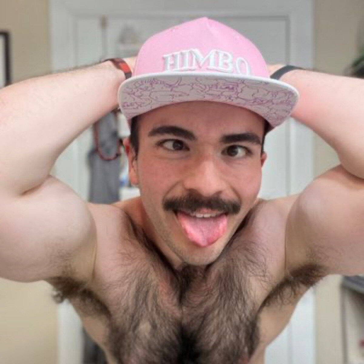 Adjectiveotter (@adjectiveotter), OnlyFans creator