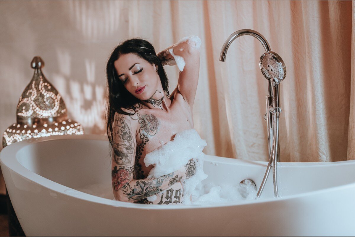 Adrenalina9 (@adrena_lina9), OnlyFans creator