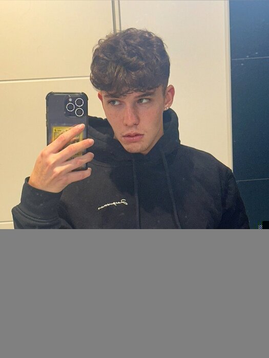 Adrianhots (@adrian.hots), OnlyFans creator