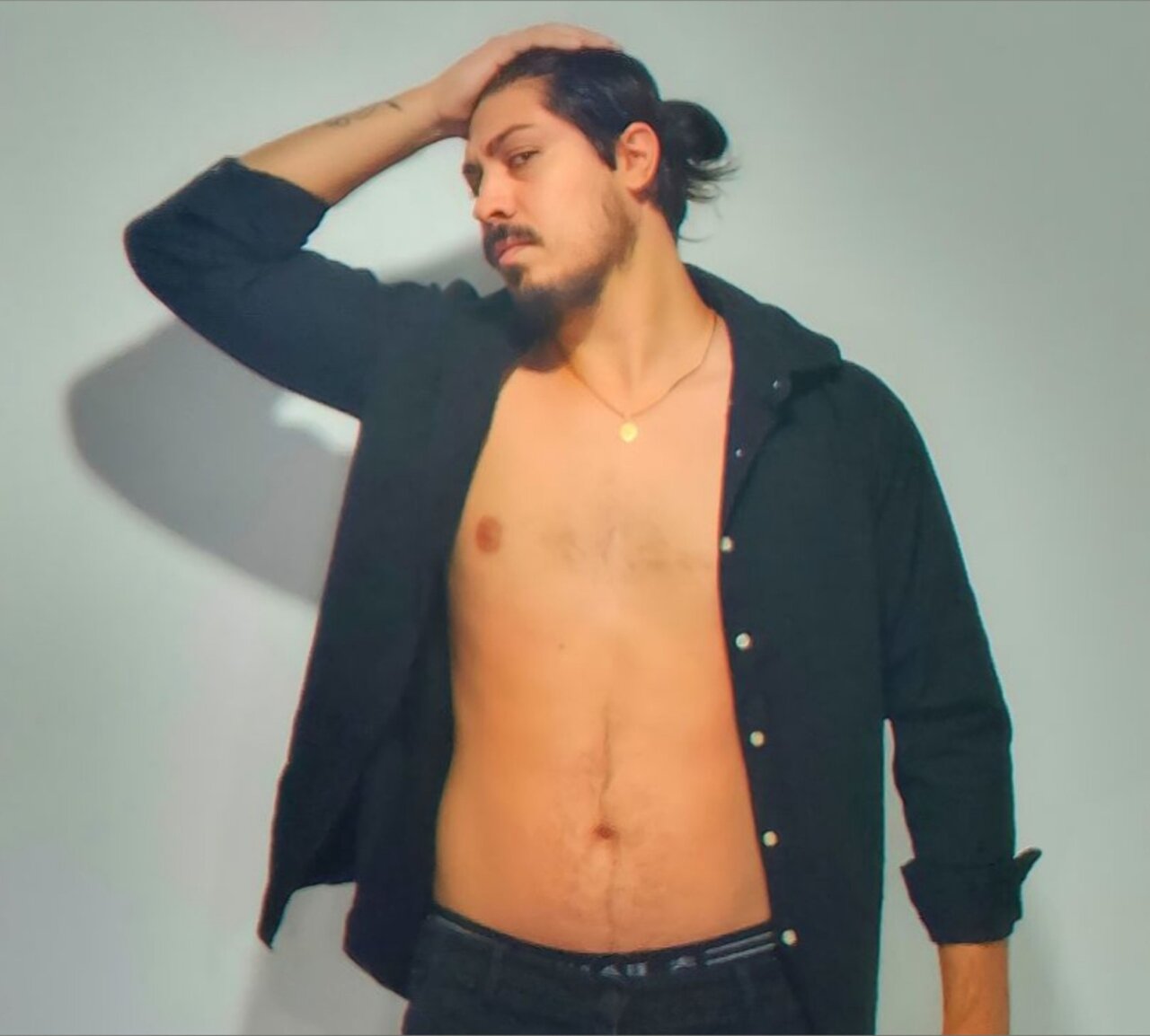 Adriangcam (@adriangcam), OnlyFans creator