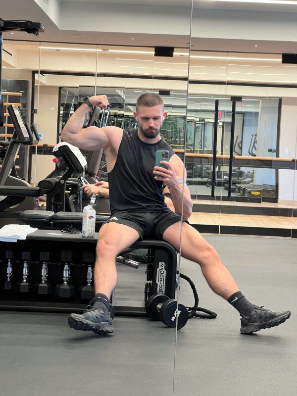 Adrienkute (@adrienkute), OnlyFans creator