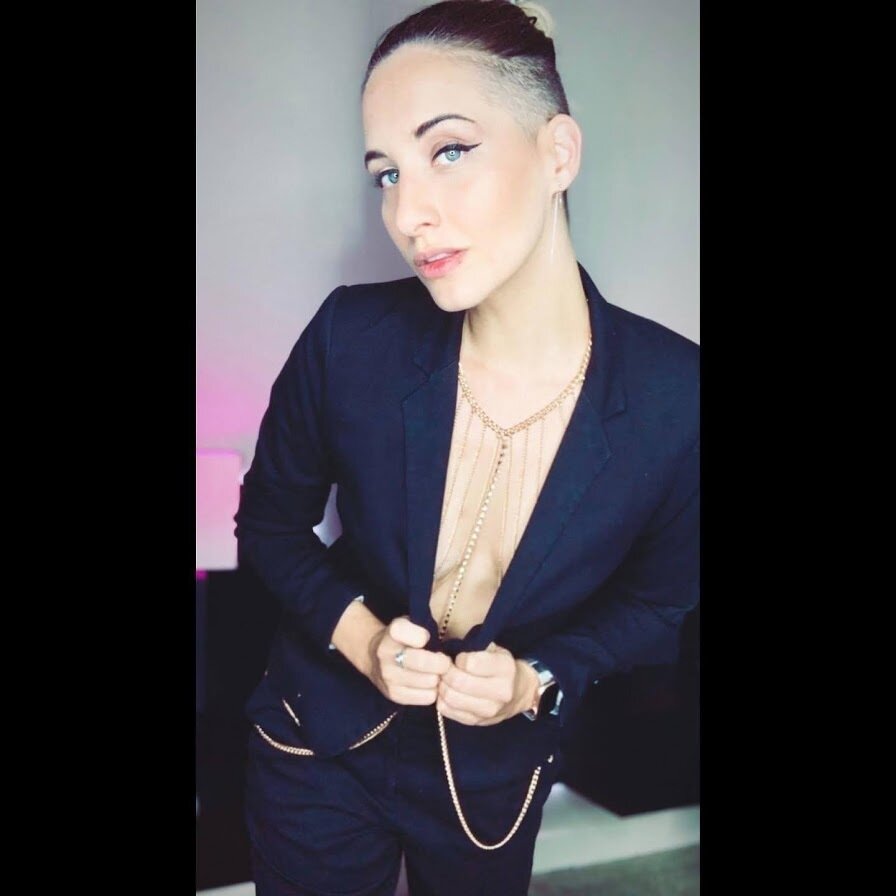 Adriennedriggs (@adriennedriggs), OnlyFans creator