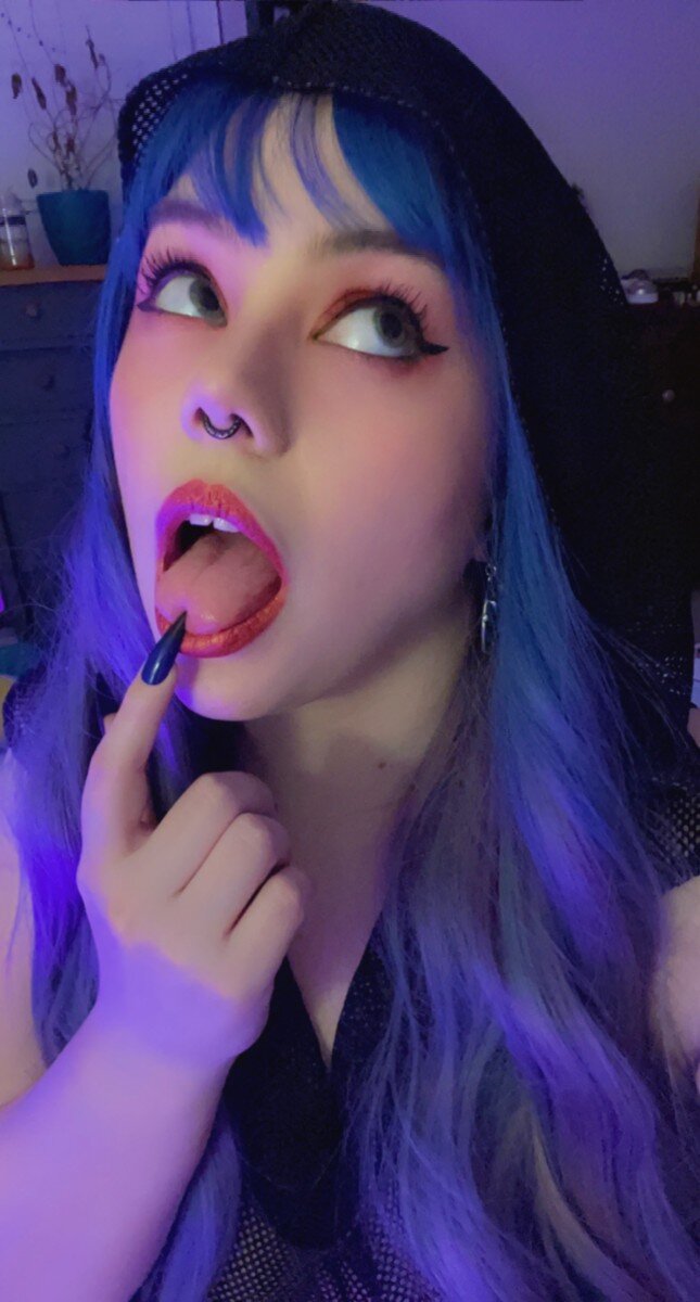 Adventurerjessica (@adventurerjessica), OnlyFans creator