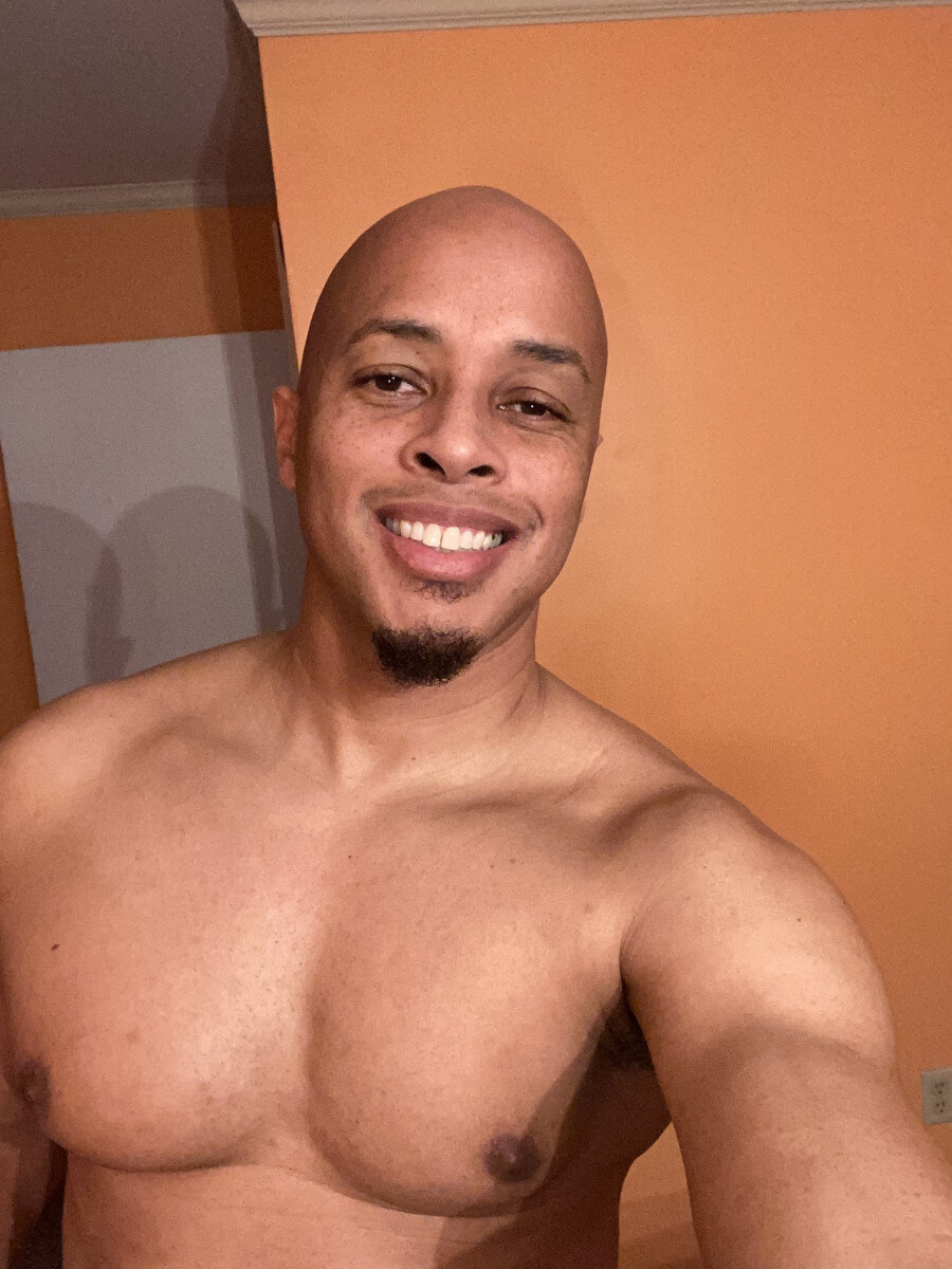 Ahthatshim (@ahthatshim), OnlyFans creator