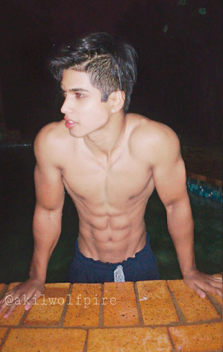 Akilwolfpire (@akilwolfpire), OnlyFans creator
