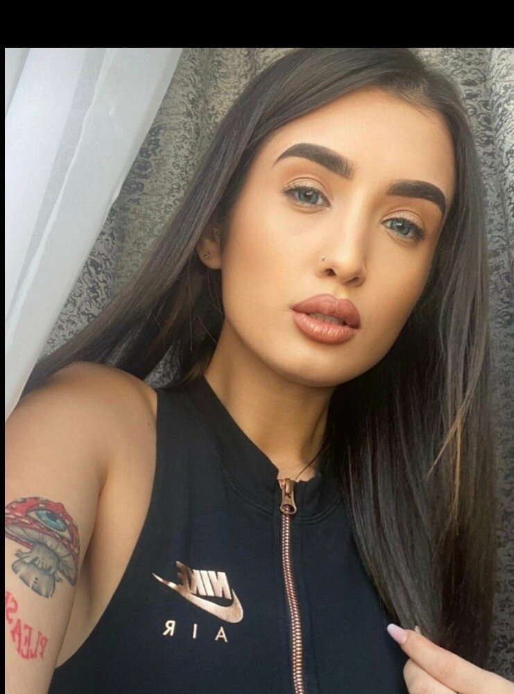 Akira (@akirajones), OnlyFans creator