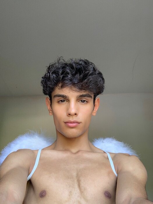 Aladdintwinkfree (@aladdintwinkfree), OnlyFans creator