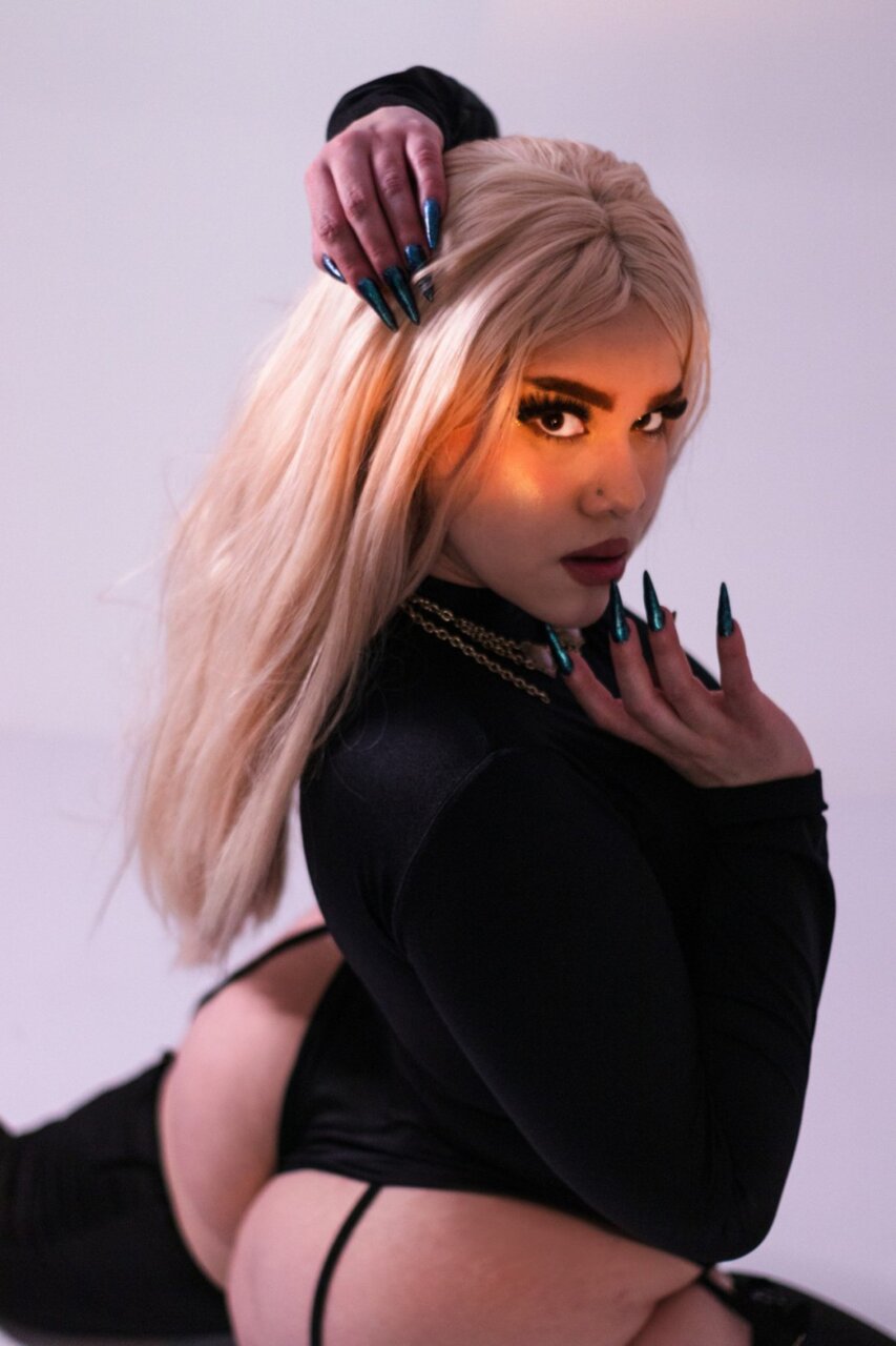 Albafans (@albafans), OnlyFans creator