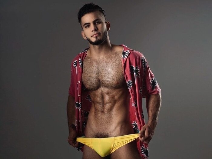 Alberthmedinaa (@alberthmedinaa), OnlyFans creator