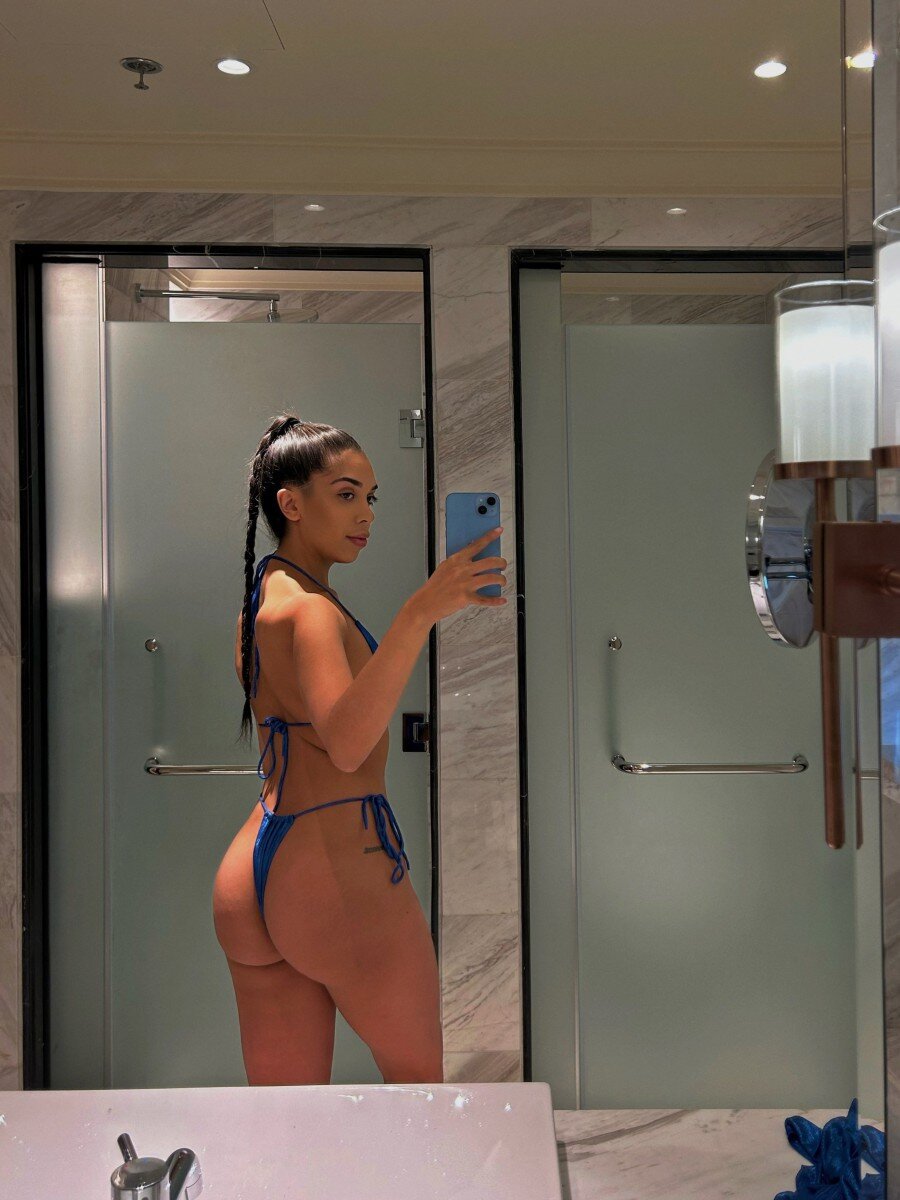 Alevissa (@ale.vissa), OnlyFans creator