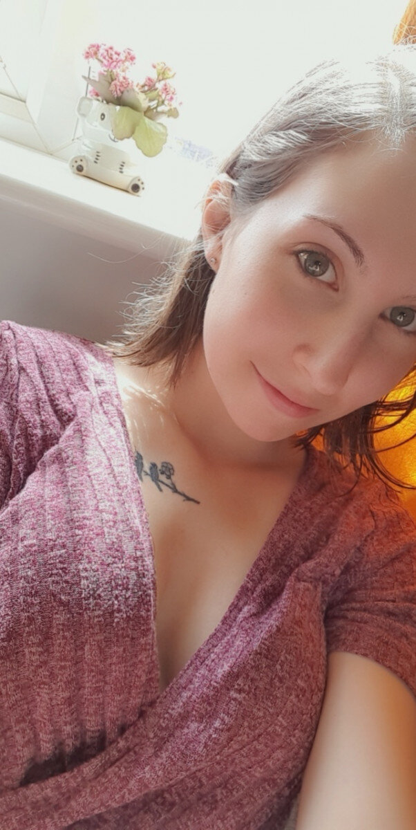 Aleenaxlaced (@aleenaxlaced), OnlyFans creator