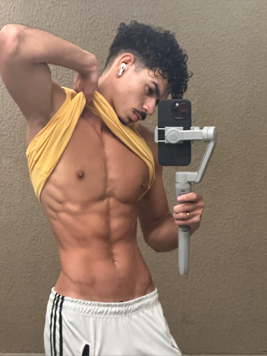 Aleffreitasof (@aleffreitasof), OnlyFans creator