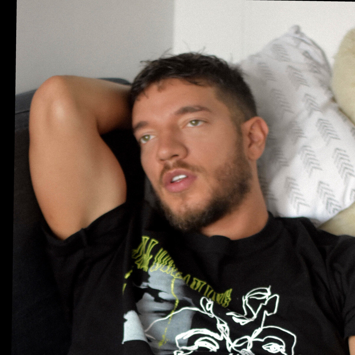 Alejandrobetancourt (@alejandrobetancourt), OnlyFans creator