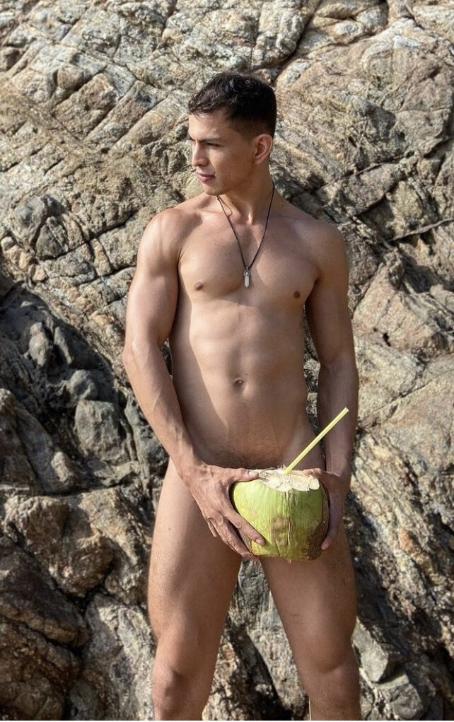 Alejozamoz (@alejozamoz), OnlyFans creator