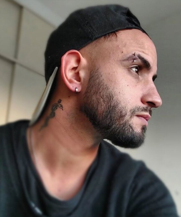 Aleklucian (@aleklucian), OnlyFans creator