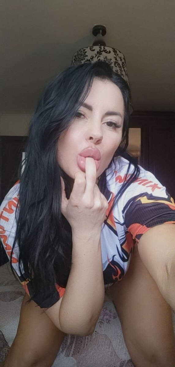 Alenanikitina (@alenanikitina), OnlyFans creator