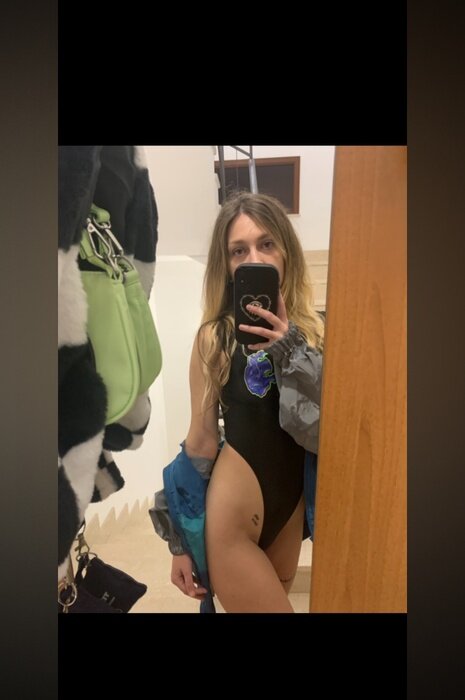 Alessia420 (@alessia420), OnlyFans creator
