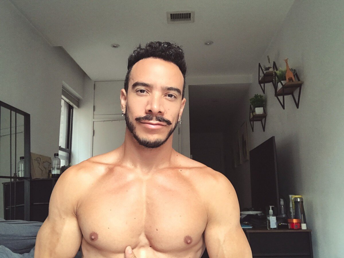 Alessiovegaxxx (@alessiovegaxxx), OnlyFans creator