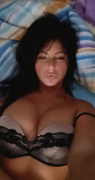 Aletroppodolce (@aletroppodolce), OnlyFans creator