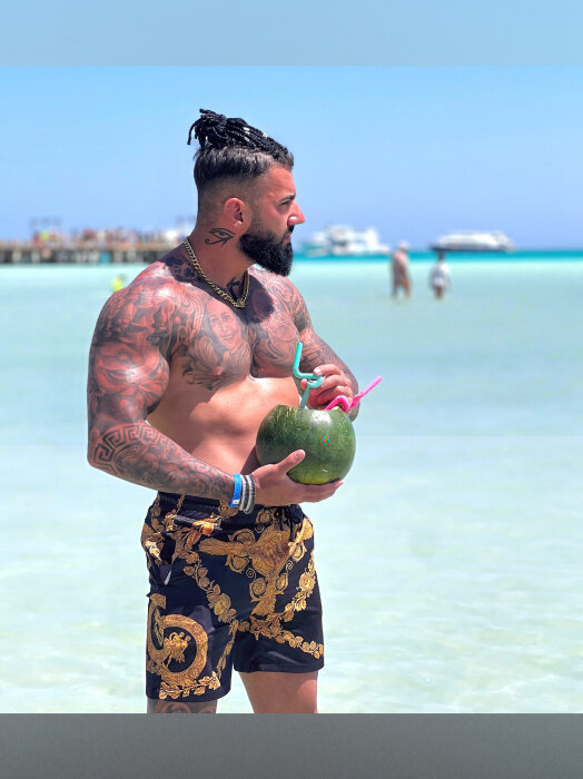 Alexmuscle24 (@alex.muscle24), OnlyFans creator