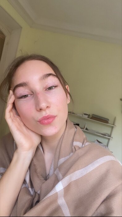 Alexandra977 (@alexandra977), OnlyFans creator