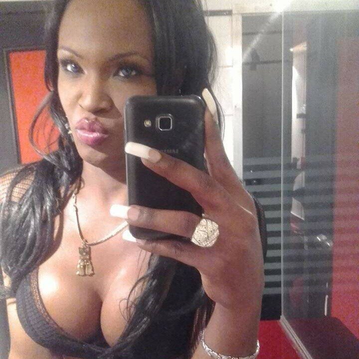 Alexandravip01 (@alexandravip01), OnlyFans creator