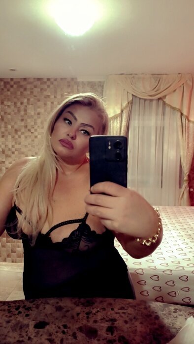 Alexasweetvip (@alexasweetvip), OnlyFans creator