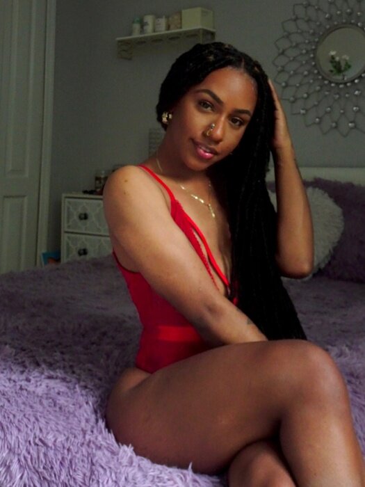 Alexbabyy555 (@alexbabyy555), OnlyFans creator