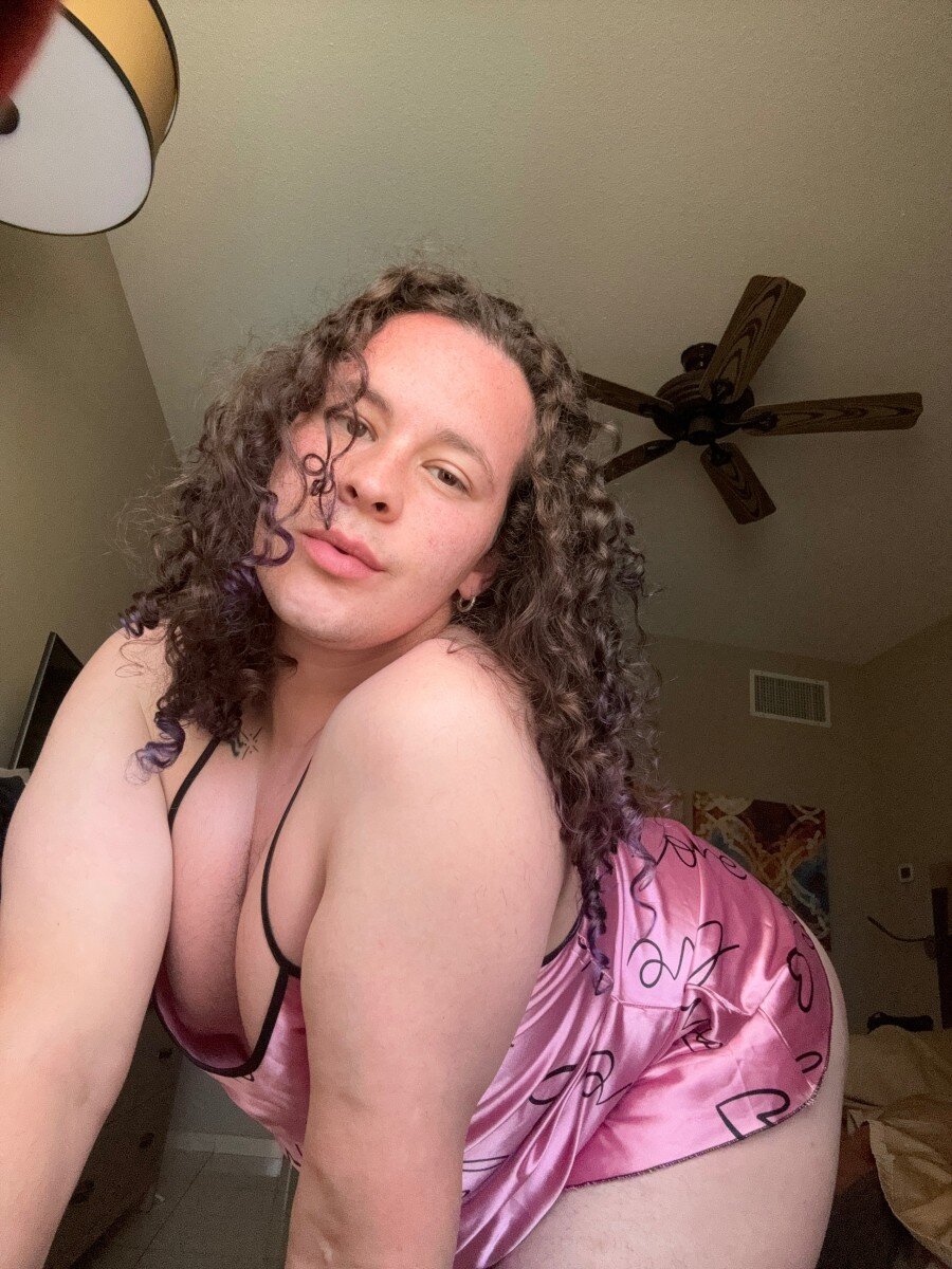 Alexfenna (@alexfenna), OnlyFans creator