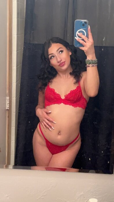 Alexisxox (@alexis.xox), OnlyFans creator