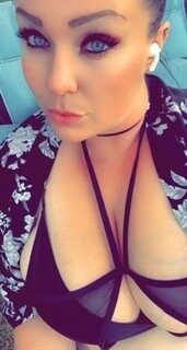Alexandra (@alexthathicknerd), OnlyFans creator