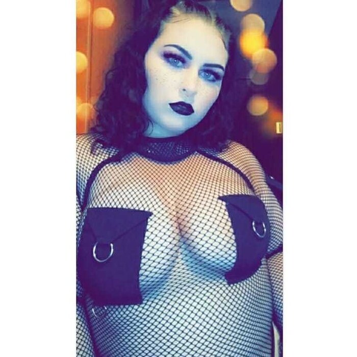 Alexxsykes (@alexxsykes), OnlyFans creator