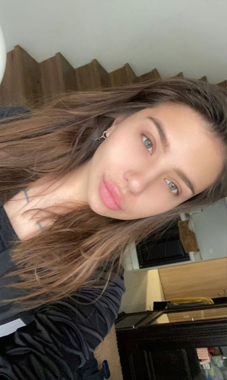 Amina (@alexxxbloom), OnlyFans creator