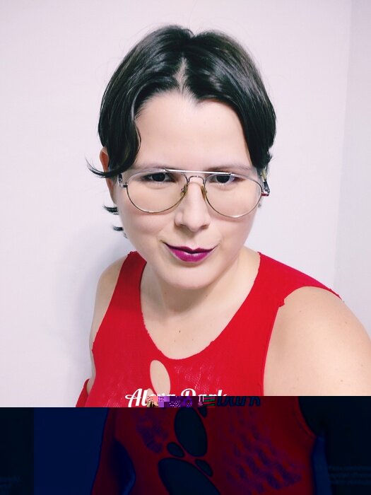 Alexxxdark00 (@alexxxdark00), OnlyFans creator