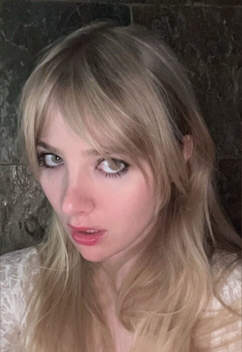 Alibunnii (@alibunnii), OnlyFans creator
