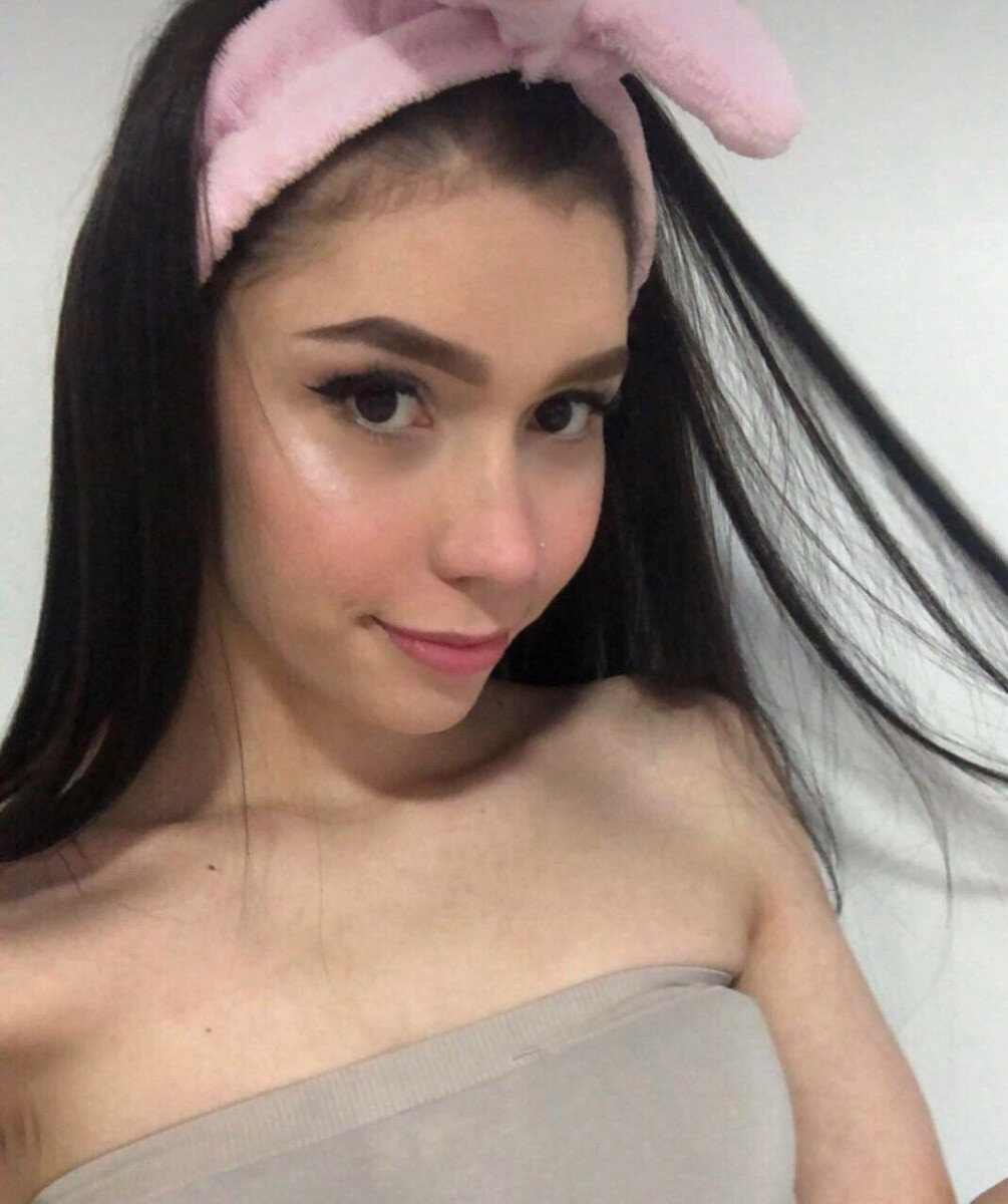 Alice (@alice_heaven1), OnlyFans creator